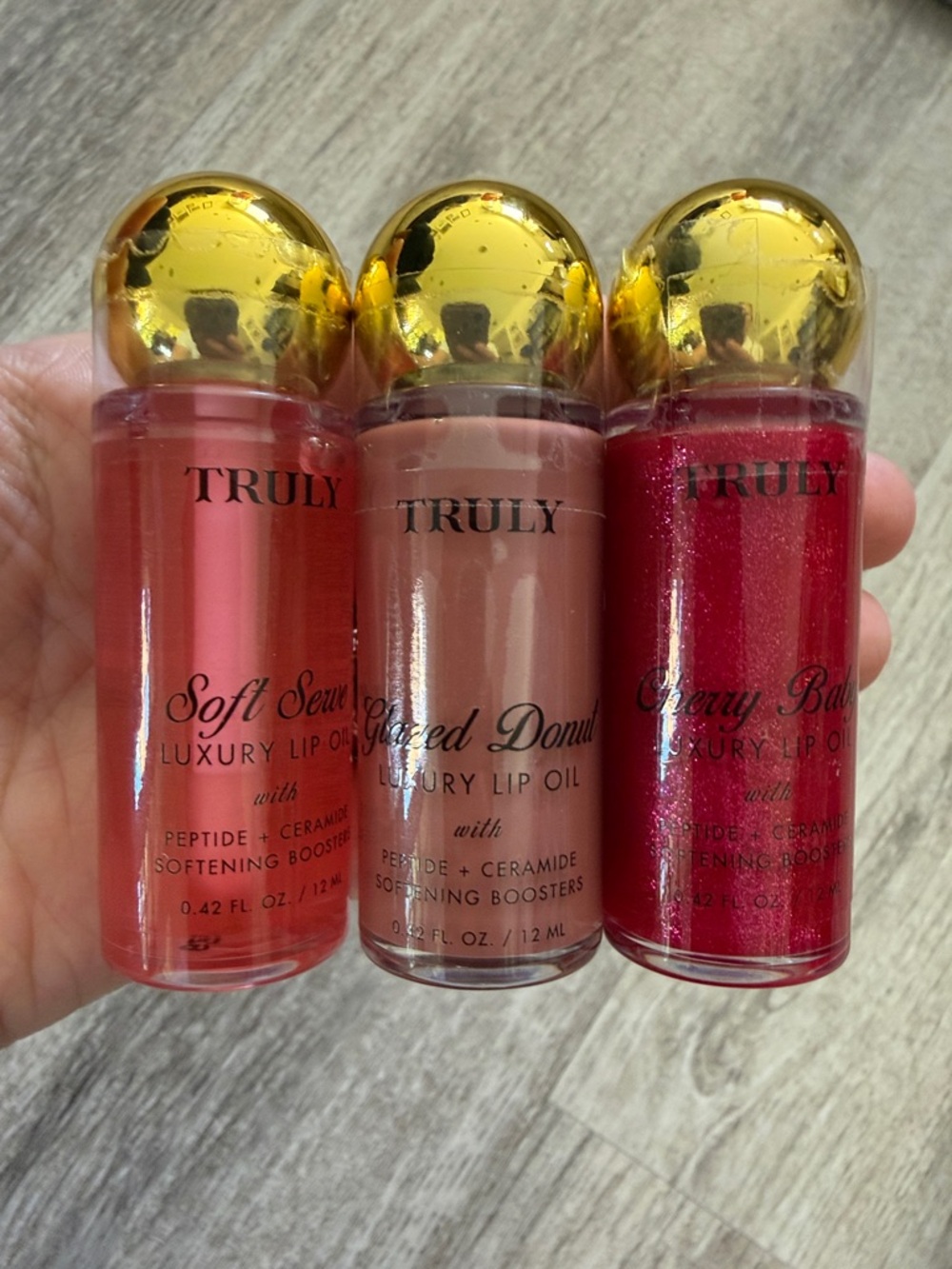 TRULY Luxury Lip Oil Set sealed and new
